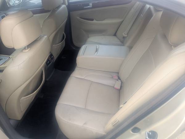 GONE BY TODAY HYUNDAI GENESIS AHORA SOLO $2350 - $2,350 (ATLANTA)63620301870595124