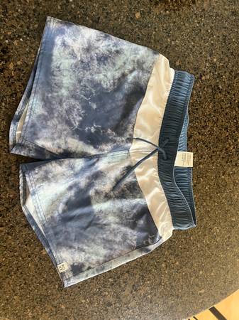Women's ROXY shorts 1