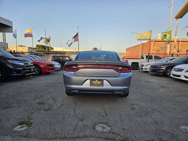 2016 Dodge Charger R/T Road and Track 4dr Sedan - $17,999 (+ Car Co)63613893124483123