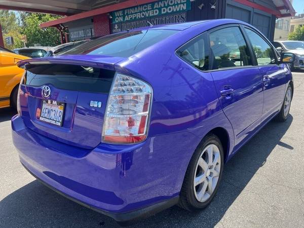 2007 Toyota Prius - $7,98863441112962561123
