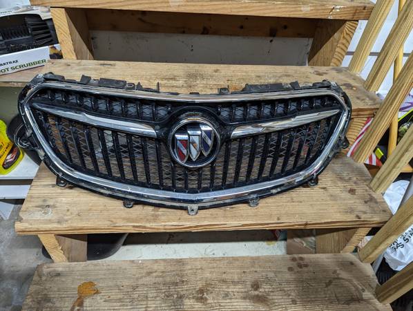 2017-2020 Buick Encore Chrome grille 1
