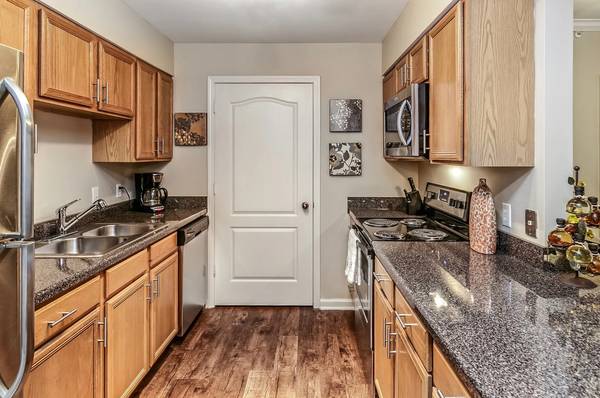 $1,760 / 2br - 1224ft2 - Very Spacious 2bed 2bath, HUGE WALK IN CLOSETS! (omaha)63681732937475122