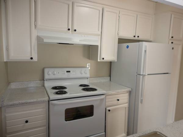 $1,800 / 2br - 875ft2 - 😮Disponible ahora – ¡No esperes! Apartamento en Sacramento (Sacramento)63844738014337124