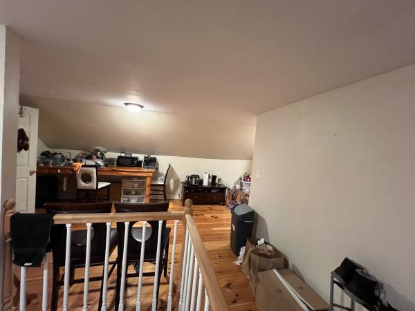 $3,600 / 6br - 2600ft2 - Brand New Listing 1 Block from Umass South Campus Huge House (Lowell)63614216368001121