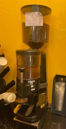 PROFESSIONAL COFFEE GRINDER Nuova Simoneli, Made in Italy 1