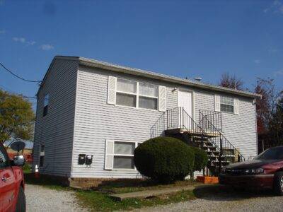 $695 / 2br - 3119 33rd St NE, Canton, OH 44705 (¡Disponible ahora!) (Canton)63621870764163121