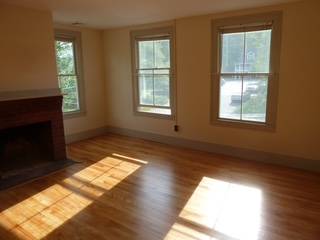 $625 de alquiler para oficina en el segundo piso, soleada, en Putney, Vermont (Putney)63313426817281121