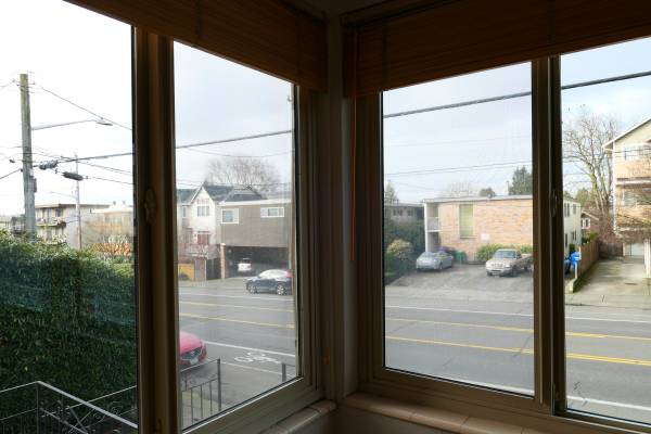 $1,625 / 1br - 684ft2 - Glen Ellyn Apts. - Beautiful Mid-Century 1BR (Ballard)63852483664131123