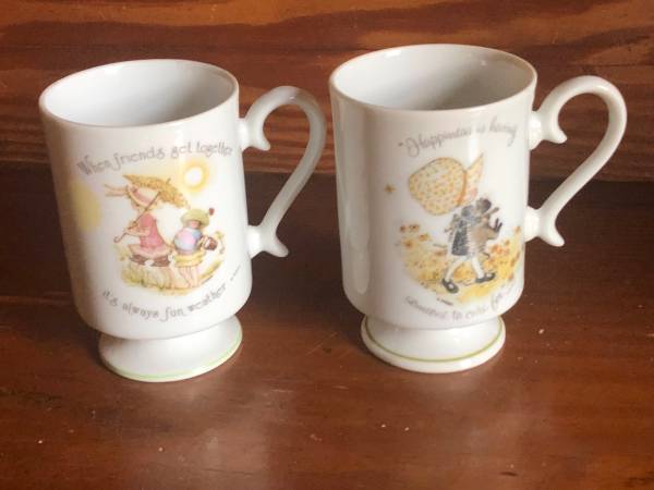 1973 Holly Hobby Cups 1