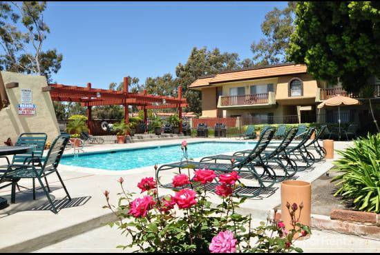 $2.380 / 1hab - 760ft2 - 5 Instalaciones de lavandería en el lugar, Administración profesional en el lugar (2051 Geneva St, Oceanside, CA)63657343041283124