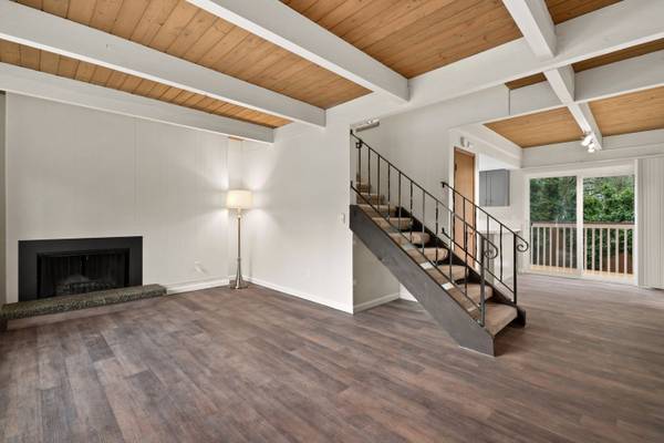 $2,995 / 2br - 1054ft2 - 2 habitaciones | 1.5 baños | ¡Excelente ubicación y excelente precio! (Edmonds)63862288892289124