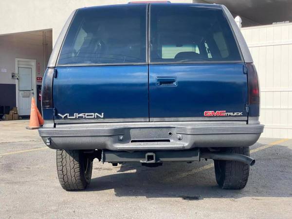 1995 GMC Yukon Sport Utility 2D CALL OR TEXT TODAY! - $9,995 (+ Dynamic Motors Clearwater)63513469309187124
