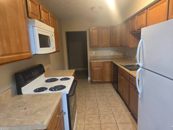 $900.00 Near Ballad Hospital63783075441923123