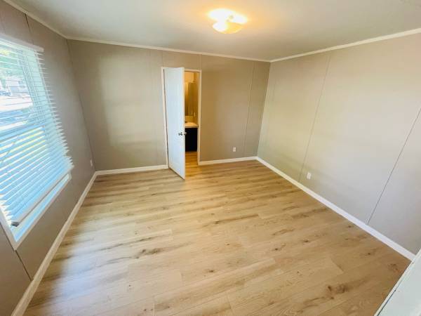 $39,000 / 3br - 1000ft2 - Mobile Home (Seguin)64148854346881121
