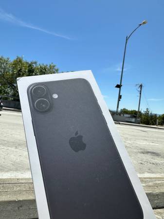 Apple iPhone 16 Plus 256gb black unlocked 1