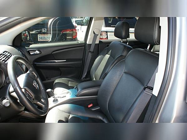 2017 Dodge Journey Crossroad Plus FWD - $11995.00 (hayward / castro valley)63477567157505123