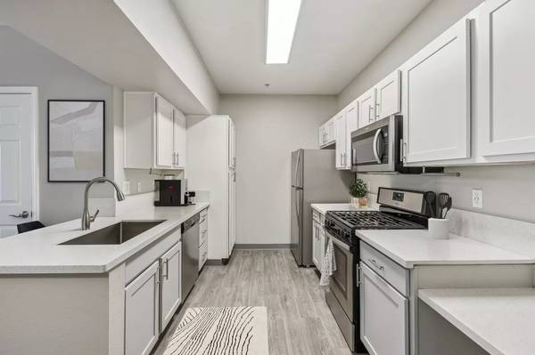 $1,769 / 2br - 1035ft2 - If you commute, you'll want to check us out! Near public transport (Sparks)63682219446531124