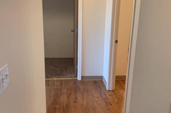 $1,291 / 2br - 2BD 1BA, Clubhouse, Full-Size Washer & Dryer Included (2820 Cherry St, Spokane Valley, WA)63969876724483122