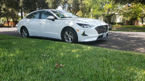 2021 HYUNDAI SONATA  !!! BLANCO, BAJA CANTIDAD DE KILÓMETROS **TÍTULO LIMPIO** - $16,500 (Marina del ray)63623804712193122
