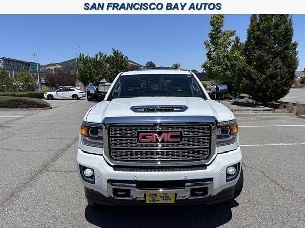 2018 GMC Sierra 2500HD 4X4 DIÉSEL Denali - $49,995 (* FINANCIACIÓN DISPONIBLE ** NUEVO O SIN CRÉDITO, ¡aceptado!)63613140510083121