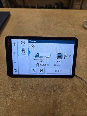 Garmin DEZL OTR700 Truck GPS 1
