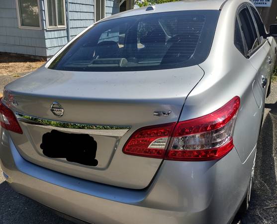 2015 Nissan Sentra, drives great , low miles 67k - $3,500 (S.SEATTLE)63654705674625121