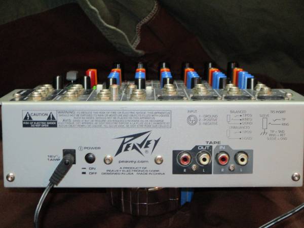 Peavey PV8 8-channel mixer Priced below market for quick sale! - $7063471145094659123