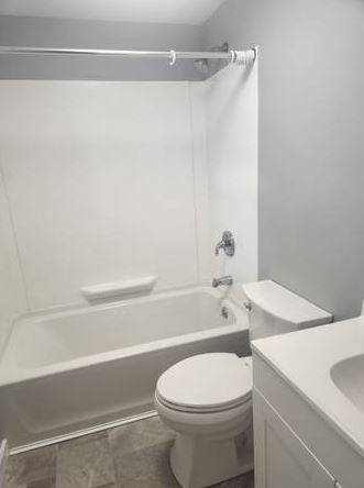 $1,800 / 2br - 700ft2 - 2 bedroom/1 bath (Manchester)63931790079875122