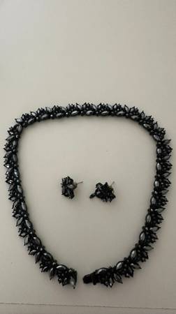 Black Necklace And Earring Set 1