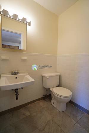 $3,400 / 3br - Available Now-Packard' 3 bed 1.5bath! AC! Student ok. Pets ok. NO FEE! (Allston)63875605789953124