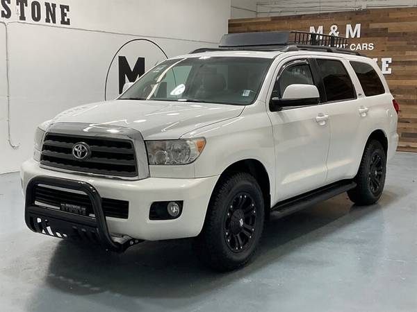2014 Toyota Sequoia 4x4 4WD / SR5  / 5.7L V8/ Leather / Sunroof / NEW 1