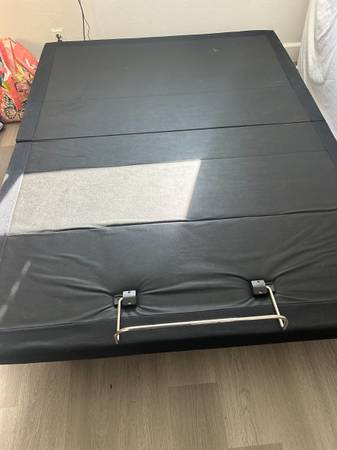 Reclining Casper Queen Size Bed 1
