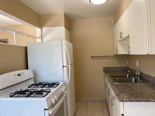 $1,595 / 1br - 650ft2 - Fantástico, limpio, 1 habitación, espacioso, estacionamiento -1867 (concord / pleasant hill / martinez)63695840059651124