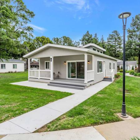 $5,299 / 3br - 1196ft2 - Pet-Friendly! Bring your pet home today! (capitola)64000750894465122