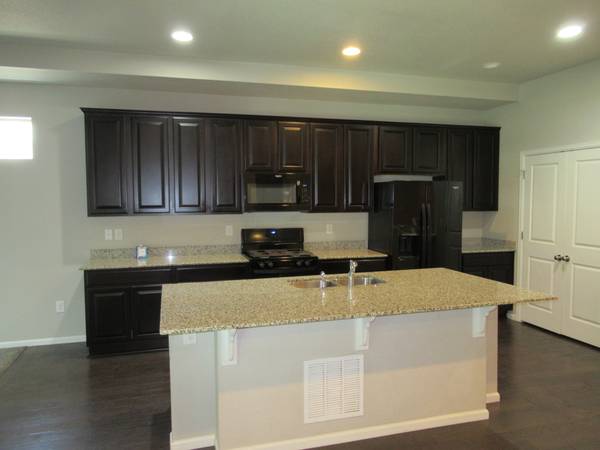 $2,295 / 3br - 3109ft2 - 6729 Windbrook Ct (Banning Lewis Ranch)63658179567233124