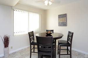 $990 / 1br - 750ft2 - Large 1 bdrm (NW Omaha)63681695522307123