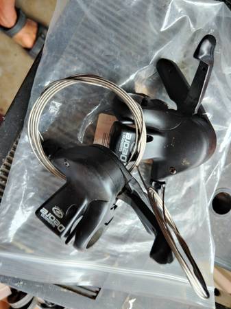Shimano Deore 9speed trigger shifters 1