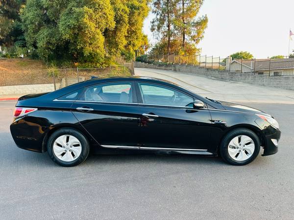 2015 Hyundai Sonata Híbrido - $5,300 (El Cajon)63470058429185124