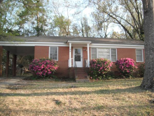 $1100.00 / 3br - 1200ft2 - RANCHO DE LADRILLO CON COBERTIZO PARA COCHE EN ZONA TRANQUILA63663837252227120