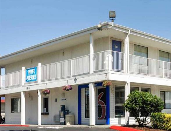 $450 / 1br - Furnished 1B with WEEK RATE - No Deposit - CableTV - WiFi (Sacramento South & Elk Grove)64043835940995121