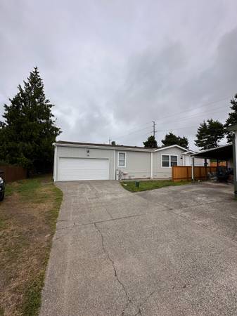 $167,250 / 3br - 1400ft2 - Open house (Fairview)63867270428417120