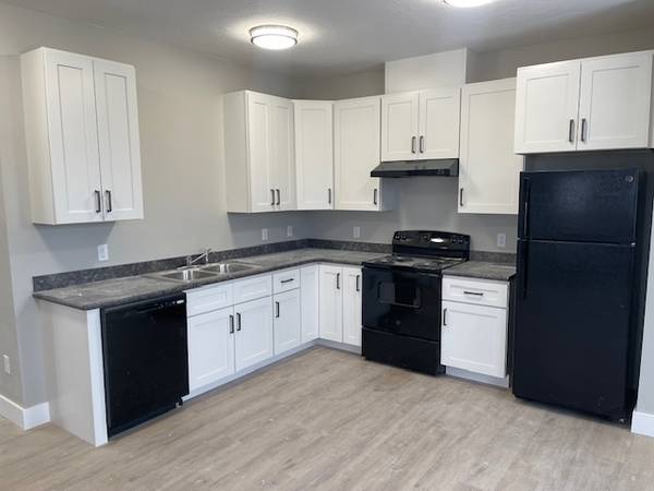 $1895.00 / 2br - 825ft2 - 2 dormitorios 1 baño Apartamento ubicado céntricamente63657026732163121