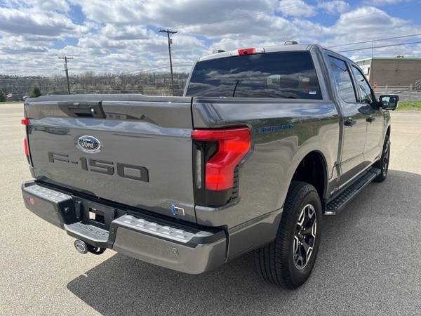 2022 Ford F-150 Lightning XLT - 4X4 - CERTIFIED - $36,751 (Washington, PA)63625245528323124
