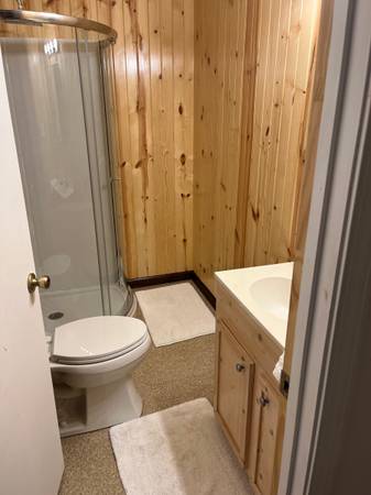 $650 / 2br - Room for rent in Bryson City (Deep Creek west)64029203627266123