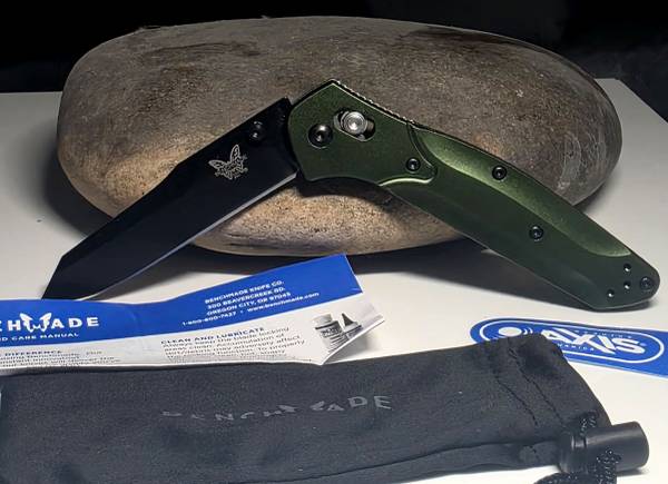 New, High Quality Replica Benchmade Osborne Knife 1