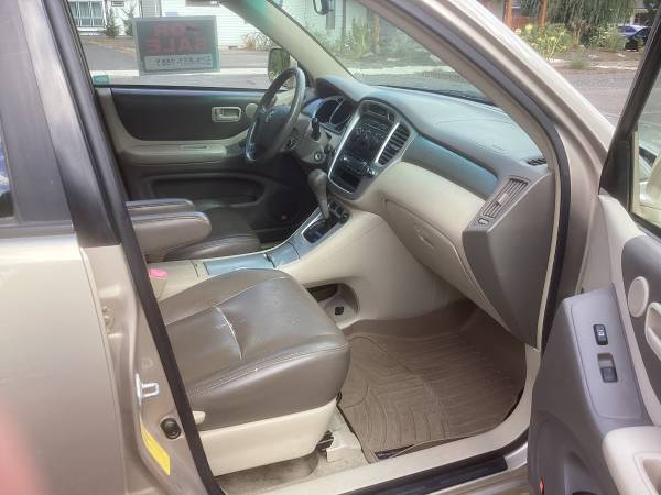 2007 Toyota Highlander Hybrid - $6,400 (Carlton)63435710104963124
