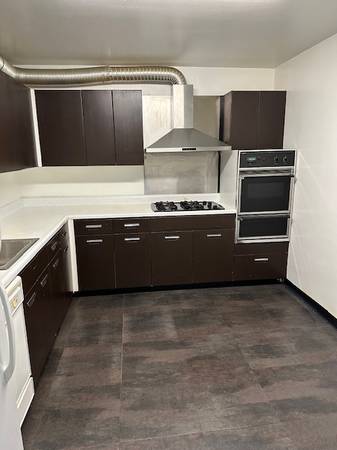 $1,450 / 2br - 1100ft2 - Large Sunny 2 bed 1 block to the lake - incl. AC/heat/water (Evanston)63898603435138122