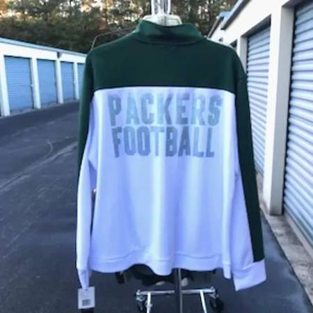 Sports Jacket . Women's Size: XXL (20-22) Full Zip . Green Bay Packers - $79 (Knoxville, Tennessee)63442414244737122