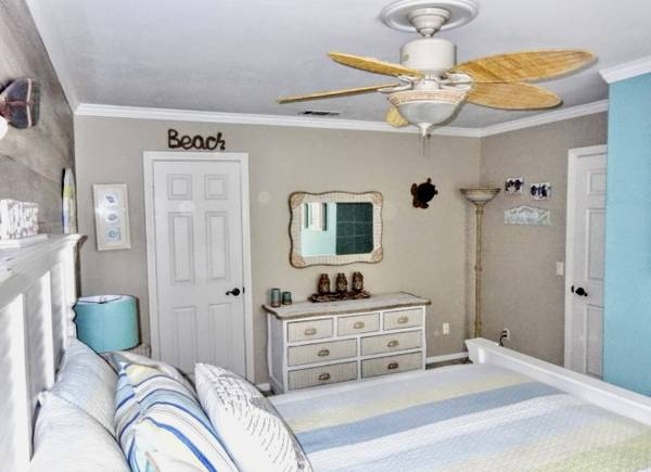 $1,650 / 6br - 4700ft2 - VERY UPSCALE HOME* Two Million Dollar House to Share! (Dictionary Hill)64037220794113121