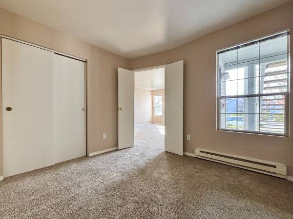 $1,575 / 1br - 820ft2 - A Welcome Place To Call Home 1x1 With a Den (SE 90th and SE Causey)63831464367361124